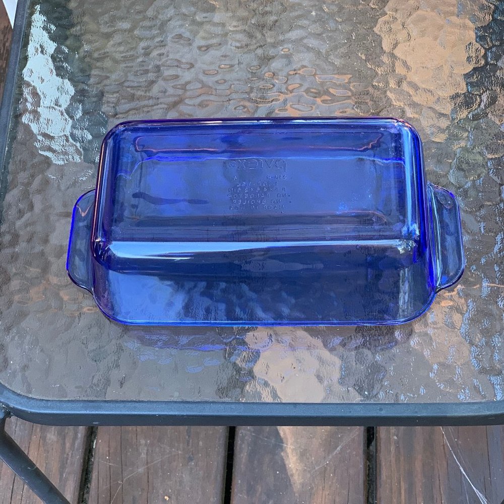 PYREX Vintage Cobalt Blue Loaf Pan 213-r  1.5 Qt - Picture 7 of 9